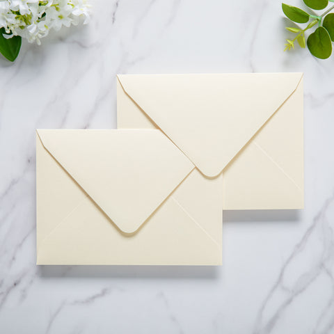 NingsPaper 50 Pieces Cream A6 Envelopes 4 x 6 Envelopes with Gold Stickers